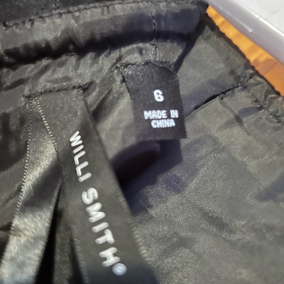 Willi Smith Wool mini skirt with zippers. - Picture 5 of 8